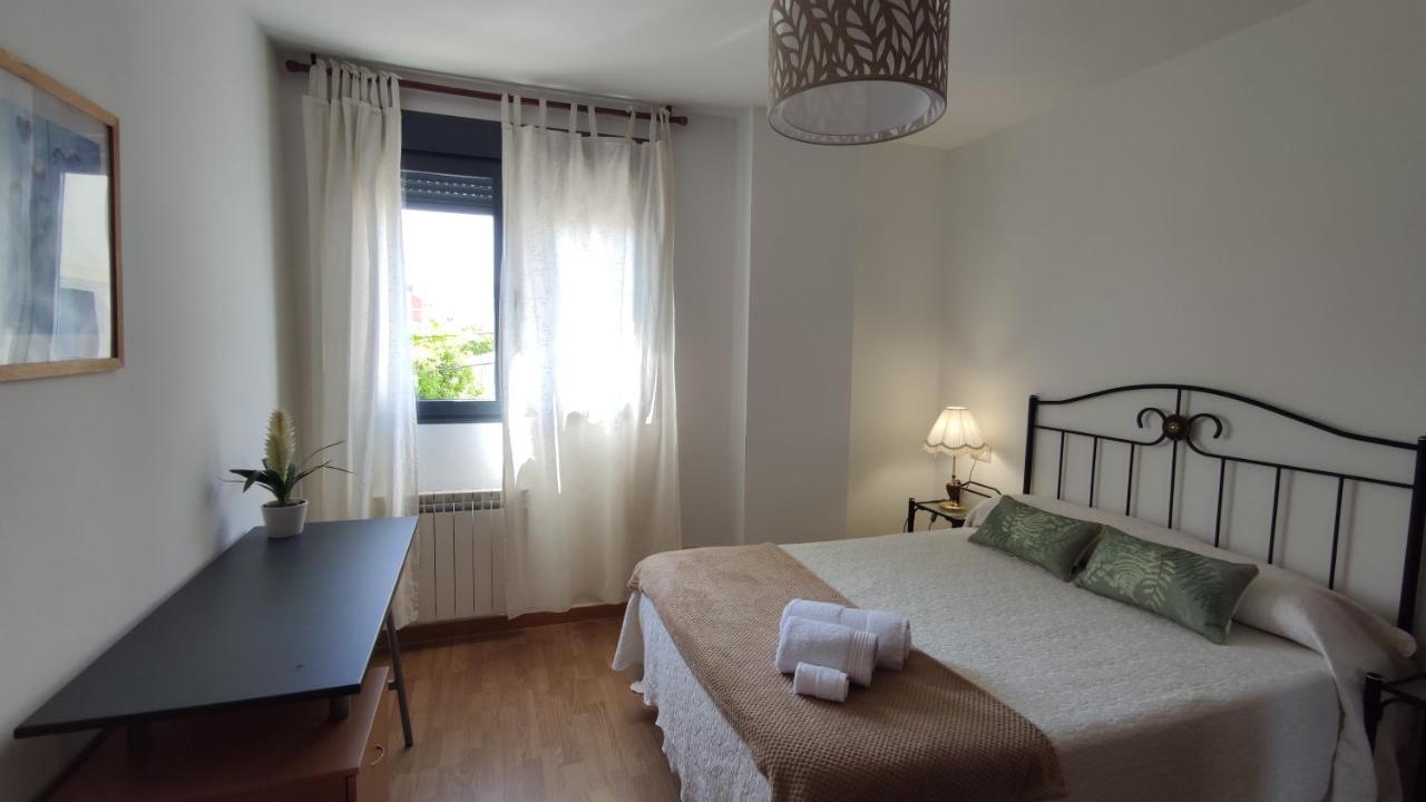Apartamento La Emisora Ponferrada Habitación foto